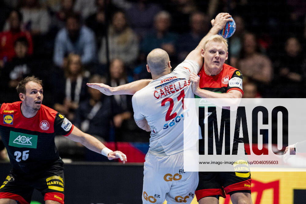 Joan Canellas Reixach of Spain and Patrick Wiencek of Germany during the EHF European Handball Championship match between Spain and Germany on January 11, 2020 in Trondheim Photo Vegard Wivestad Grott BILDBYRAN code VG 170462 bbeng handball handball handball handball in the 2020 European mens handball championship 2020 em 2020 handballs em 2020 ehf euro 2020 spain spain germany germany germany,