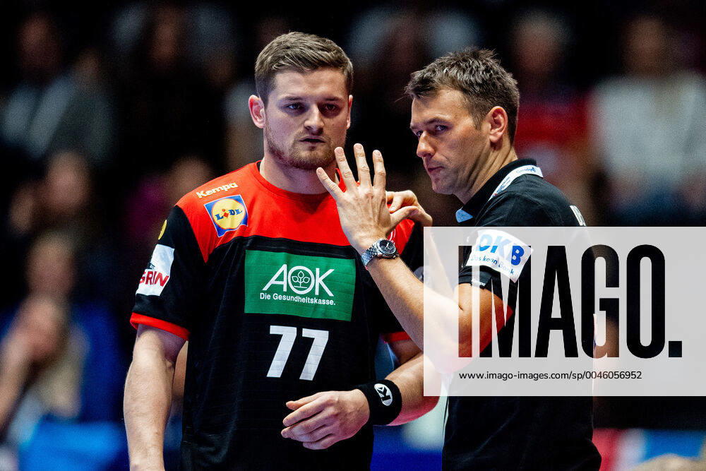 David Schmidt and Christian Prokop, head coach of Germany, during the EHF European Handball Championship match between Spain and Germany on January 11, 2020 in Trondheim Photo Vegard Wivestad Grott BILDBYRAN code VG 170462 bbeng handball handball handball handball in 2020 european mens handball championship 2020 em 2020 handballs em 2020 ehf euro 2020 spain spain germany germany germany,