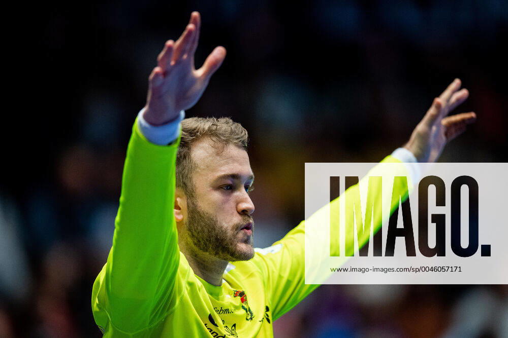 Goalkeeper Gonzalo Perez de Vargas Moreno of Spain during the EHF European Handball Championship match between Spain and Germany on January 11, 2020 in Trondheim Photo Vegard Wivestad Grott BILDBYRAN code VG 170462 bbeng handball handball handball handball em 2020 european mens handball championship 2020 em 2020 handballs em 2020 ehf euro 2020 spain spain germany germany germany,