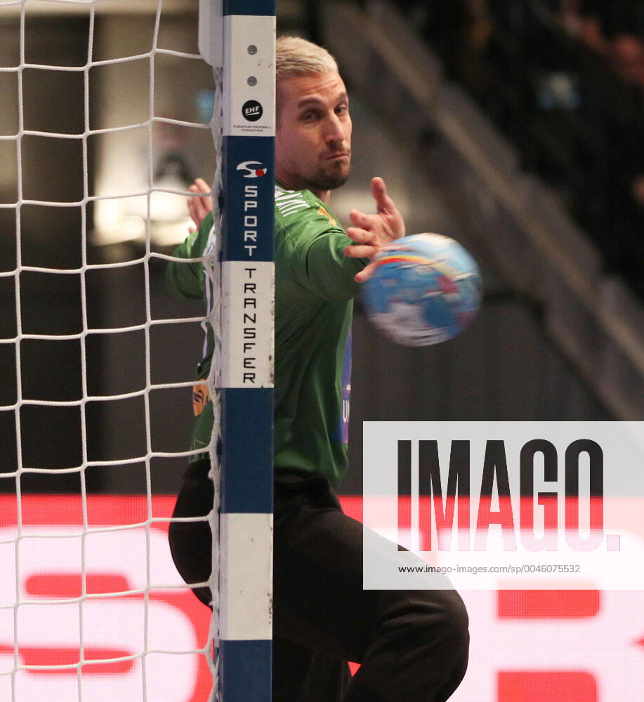 HANDBALL - EHF EURO 2020, AUT vs UKR VIENNA,AUSTRIA,12.JAN.20 - HANDBALL - EHF European Men s Handball Championship 2020, group stage, Austria vs Ukraine. Image shows Thomas Bauer (AUT). GEPAxpictures xChristianxOrt