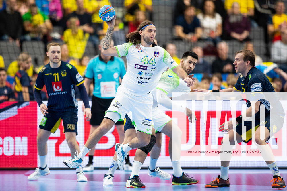Dean Bombac of Slovenia during the EHF European Handball Championship match between Sweden and Slovenia on January 12, 2020 in Gothenburg Photo Michael Erichsen BILDBYRAN Cop 89 bbeng ehf euro 2020 em 2020 european mens handball championship 2020 handball handboll handbolls em 2020 handball handball em 2020 Slovenia Slovenia Sweden Sweden,