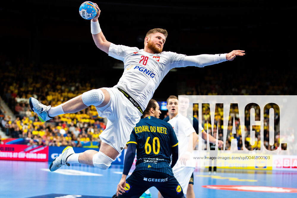 Maciej Gebala of Poland and Kim Ekdahl Du Rietz of Sweden during the EHF European Handball Championship match between Sweden and Poland on January 14, 2020 in Gothenburg Photo Michael Erichsen BILDBYRAN Cop 89 bbeng handball handball handball handball em 2020 european mens handball championship 2020 em 2020 handballs em 2020 ehf euro 2020 sweden sweden poland poland,