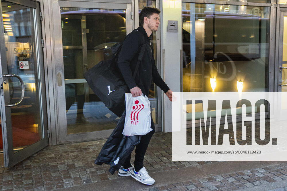 Niklas Landin Handball mens team leaves their hotel Scandic St Jörgen in Malmoe on Thursday, January 16, 2020 The Danish handball men are out of the European Championships, which ended on Wednesday after three matches in the inaugural group game, Copenhagen Denmark,
