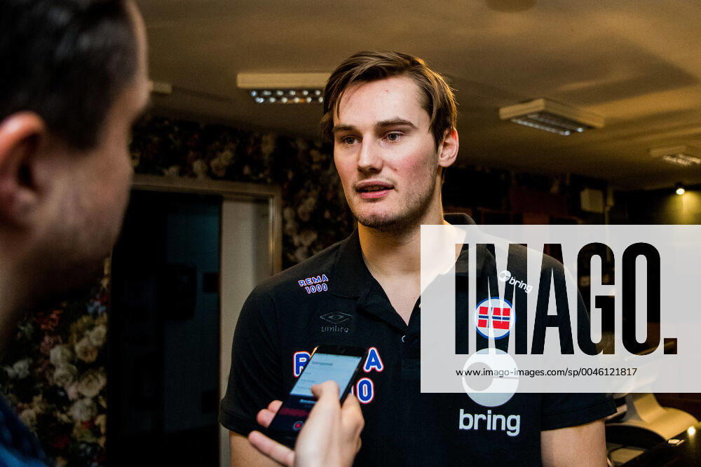 Magnus Abelvik Rod was interviewed by the media during a press meeting with Norway during the EHF European Handball Championship on January 16, 2020 in Malmö Photo Ludvig Thunman BILDBYRAN code LT 35703 bbeng ehf euro 2020 em 2020 european mens handball championship 2020 handball handball handball em 2020 handball handball em 2020 norway norge press meeting press meeting,