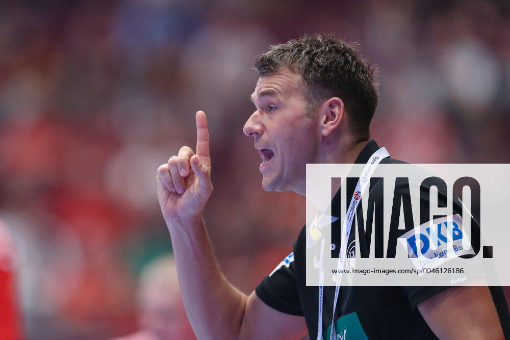 Men s EHF Euro 2020 - Belarus v Germany 16.01.2020., Wiener Stadthalle, Vienna, Ausrtia - Men s EHF Euro 2020, Main Round, group 1, 1st round, Belarus - Germany. Coach of Germany Christian Prokop LukaxStanzl PIXSELL