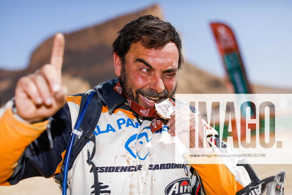 KW03 Barbero Alessandro (ita), KTM, Alessandro Barbero, Moto, Bike, portrait at the arrival of the Dakar 2020, in Qiddiya, Saudi Arabia, on January 17, 2020 MOTORSPORT : Rallye de Dakar 2020 - Etape 12 - Haradh to Qiddiya - 17 01 2020 DPPI Panoramic