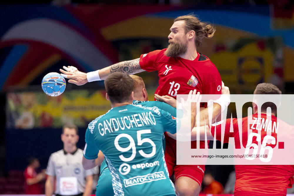 Pavel Horak No 13, Czech Republic vs. Viachaslau Shumak No 22, Belarus and Vadim Gayduchenko No 95, Belarus Belarus vs. Czech Republic, Handball, main round, EHF Euro 2020, 18 01 20 Vienna Vienna Austria