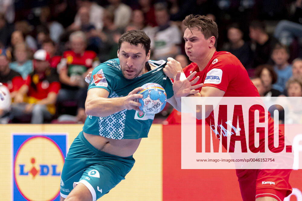Barys Pukhouski No 10, Belarus vs. Stanislav Kasparek No 17, Czech Republic Belarus vs. Czech Republic, Handball, Main Round, EHF Euro 2020, 18 01 20 Vienna Vienna Austria