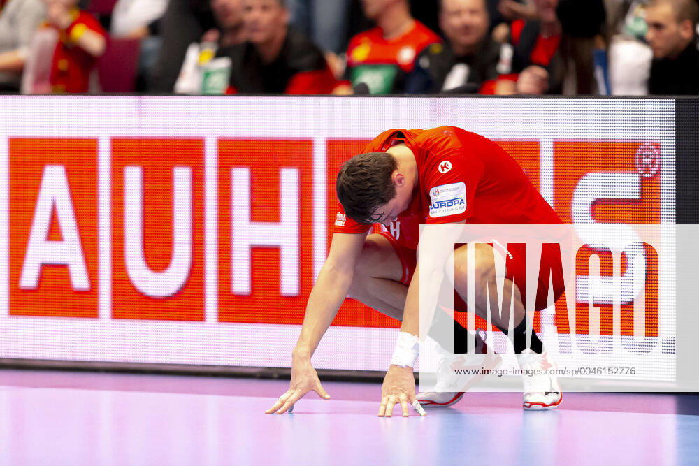 Stanislav Kasparek Nr 17, Czech Republic is depressed depressed disappointed after the defeat Belarus vs. Czech Republic, Handball, main round, EHF Euro 2020, 18 01 20 Vienna Vienna Austria