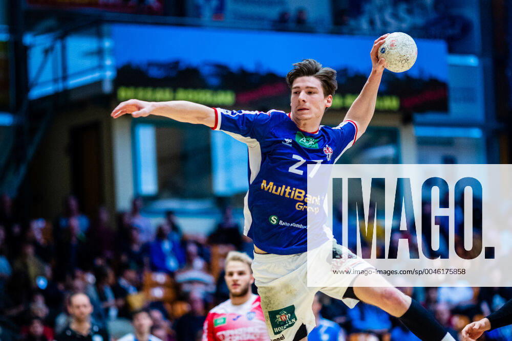 Thies Bergemann 27 HSV Handball during the match HSV Handball and TBV Lemgo Lippe at the Peugeot Cup 2020 in the Anhalt Arena on 19 January 2020 in Dessau Rosslau, Saxony Anhalt, Germany
