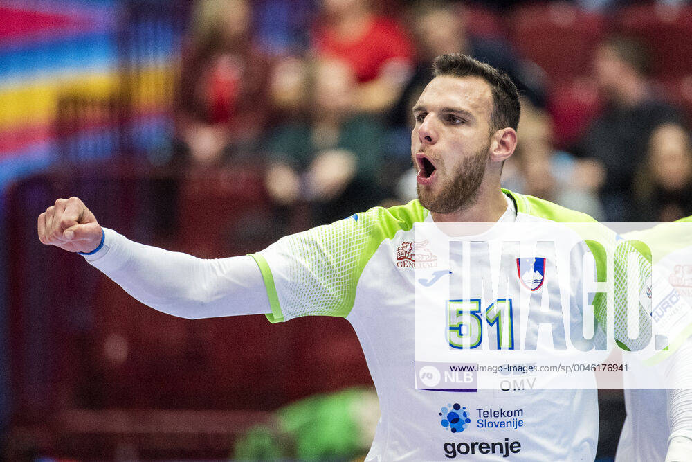 Borut Mackovsek of Slovenia celebrates during the EHF European Handball Championship match between Slovenia and Hungary on January 19, 2020 in Malmö Photo Ludvig Thunman BILDBYRAN code LT 35708 bbeng ehf euro 2020 em 2020 european mens handball championship 2020 handball handball handballs in 2020 handball handball em 2020 slovenia slovenia hungary hungary jubek celebration,