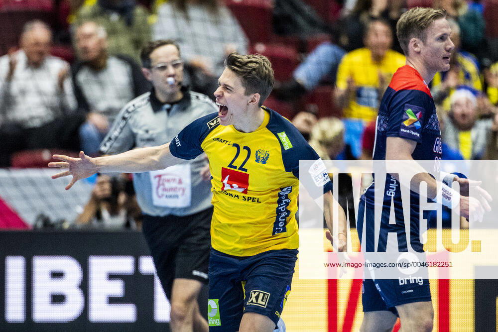 Lucas Pellas of Sweden celebrates during the EHF European Handball Championship match between Norway and Sweden on January 19, 2020 in Malmö Photo Ludvig Thunman BILDBYRAN code LT 35713 bbeng ehf euro 2020 em 2020 european mens handball championship 2020 handball handball handballs em 2020 handball handball em 2020 sweden sweden norway norway jubilee celebration,