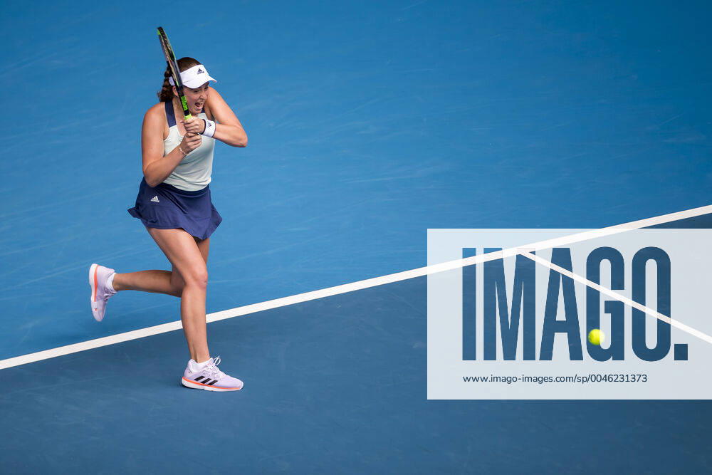 MELBOURNE, VIC - JANUARY 23: Jelena Ostapenko of Latvia returns the ball during the second round of the 2020 Australian Open on January 23 2020, at Melbourne Park in Melbourne, Australia. (Photo by Jason Heidrich Icon Sportswire) TENNIS: JAN 23 Australian Open Icon2001230284