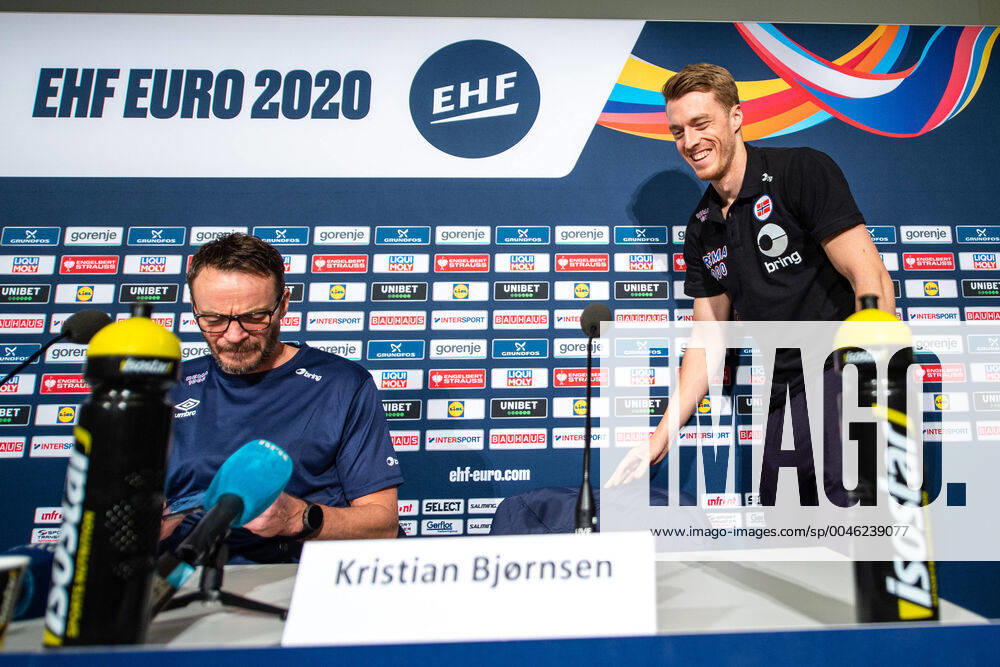 Head coach Christian Berge and Kristian Bjornsen of Norway during a press conference ahead of the EHF European Handball Championship Semi finals on January 23, 2020 in Stockholm Photo Johanna Lundberg BILDBYRAN kod JL 136104 bbeng ehf euro 2020 em 2020 european mens handball championship 2020 handball handball handballs em 2020 handball handball em 2020 norway norway press meeting press meeting press conference semifinal semi final,