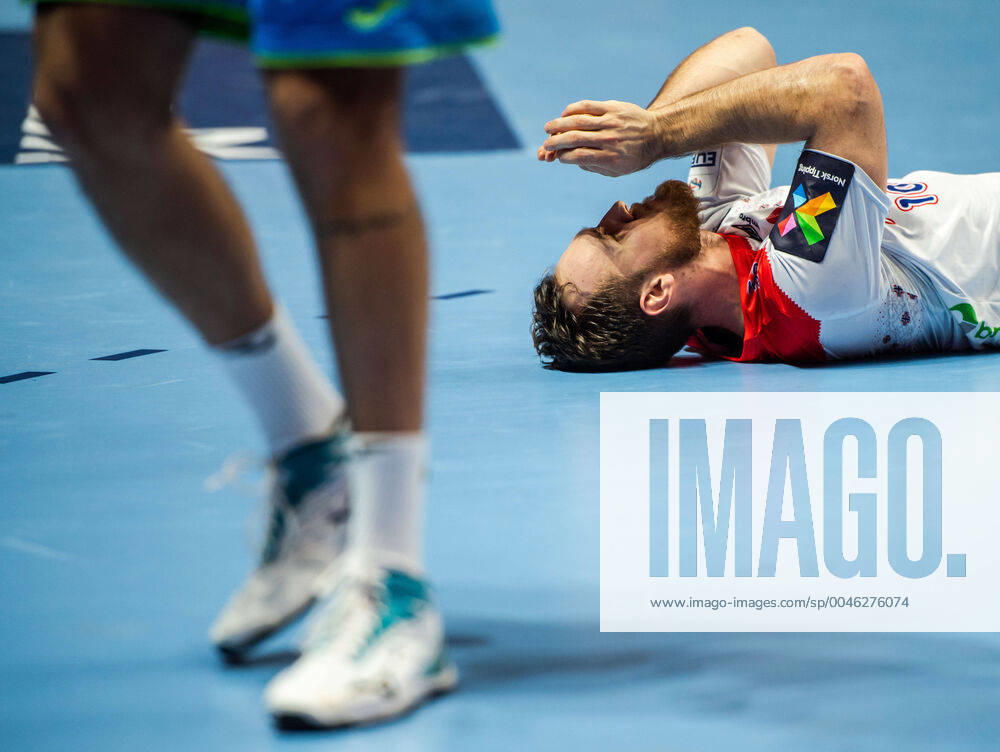 Christian O Sullivan of Norway in pain during the EHF European Handball Championship bronze match between Norway and Slovenia on January 25, 2020 in Stockholm Photo Johanna Lundberg BILDBYRAN kod JL 136107 bbeng ehf euro 2020 em 2020 european mens handball championship 2020 handball handball handball em 2020 handball handball em 2020 norway norway slovenia slovenia bronze match bronze match ont damage,