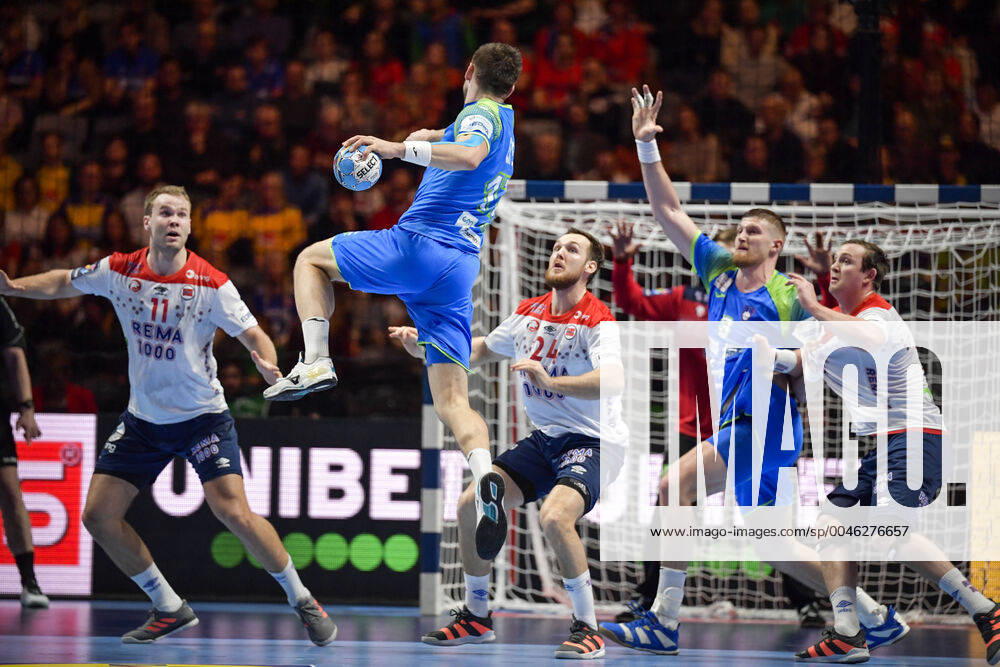 Slovenia s Nejc Cehte top tries to score past the Norweigan defence L R Petter Overby, Christian O Sullivan och Sander Sagosen during the bronze medal match between Slovenia and Norway during the Men s European Handball Championship in Stockholm, Sweden, on Jan 25, 2020 Stockholm Sverige