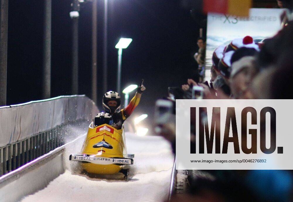 BMW IBSF Worldcup, 2-man Bob Meanner, 25 01 2020, Koenigssee BMW IBSF Worldcup Bob and Skeleton, 2-man Bob Meanner, 25 01 2020, Koenigssee picture Cheering at the finish line with FRIEDRICH Francesco, MARGIS Thorsten 4,GER