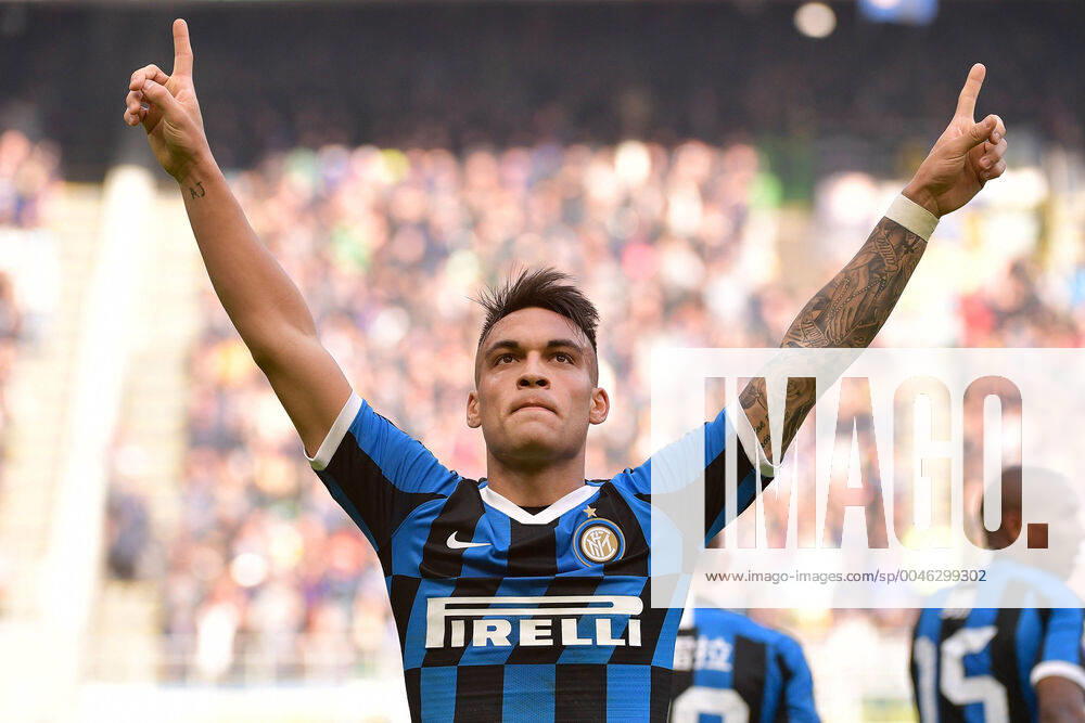 KW04 Lautaro Martinez of FC Internazionale celebrates after scoring a goal during the Serie A match between Inter Milan and Cagliari at Stadio San Siro, Milan, Italy on 26 January 2020.