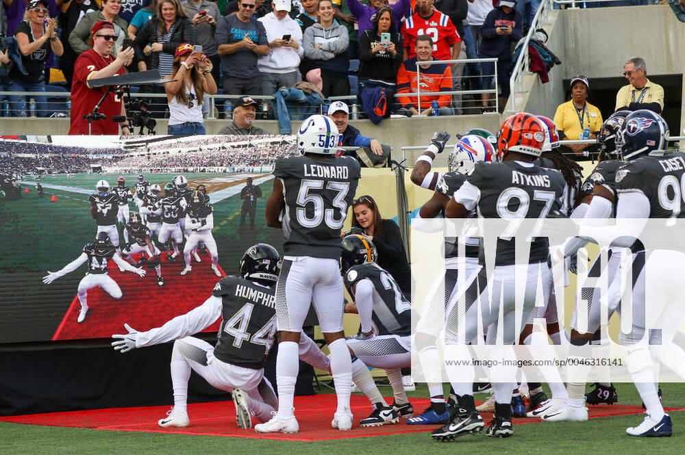 Members of the AFC celebrate after Pittsburgh Steeler cornerback Joe Haden caught an interception during the third quarter of the NFL, American Football Herren, USA Pro Bowl at Camping World Stadium on Sunday, Jan. 26, 2020. 2020 Pro Bowl - ZUMAm67_ 20200126_zaf_m67_058