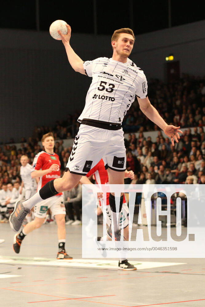 Handball test match 2019 2020 Handball sports club Hamburg vs THW Kiel Nikola Bilyk Kiel ,successful goal throw, Sporthalle Hamburg Hamburg
