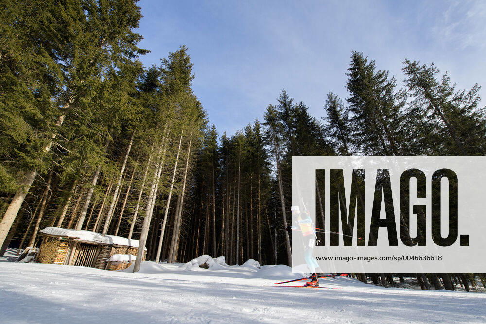 Martin Fourcade of France competes in mens 12.5 km pursuit during the IBU Biathlon World Championships on February 16, 2020 in Antholz Photo Joel Marklund BILDBYRAN code JM 88114 bbeng biathlon biathlon World Cup biathlon World Cup IBU Biathlon World Championships 2020 Antselva hunt start pursuit,