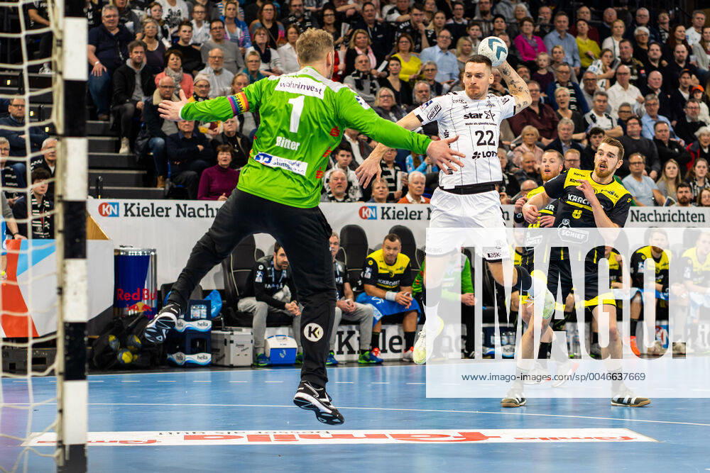THW Kiel against TVB 1898 Stuttgart on 16 2 2020 Ole Rahmel 22, THW Kiel, AU , THW Kiel against TVB 1898 Stuttgart in the LIQUI MOLY Handball Bundesliga on 25 matchday, in the Sparkassen Arena Kiel on 16 2 2020