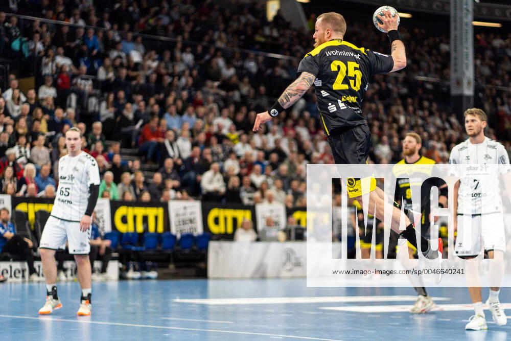 THW Kiel vs. TVB 1898 Stuttgart on 16 2 2020 Patrick Zieker 25, TVB 1898 Stuttgart, AU , THW Kiel vs. TVB 1898 Stuttgart in the LIQUI MOLY Handball Bundesliga on 25 matchday, in the Sparkassen Arena Kiel on 16 2 2020