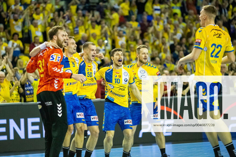 PILKA RECZNA MEZCZYZN LIGA MISTRZOW MECZ PGE VIVE KIELCE - THW KIEL HANDBALL MAN , CHAMPIONS LEAUGUE , PGE VIVE KIELCE - THW KIEL NZ KRZYSZTOF LIJEWSKI , IGOR KARACIC . ARCIOM KARALEK , RADOSC , ANDREAS WOLFF , MATEUSZ JACHLEWSKI FOT. Pawel Janczyk 400mm.pl NEWSPIX.PL --- Newspix.pl 200229JAN225