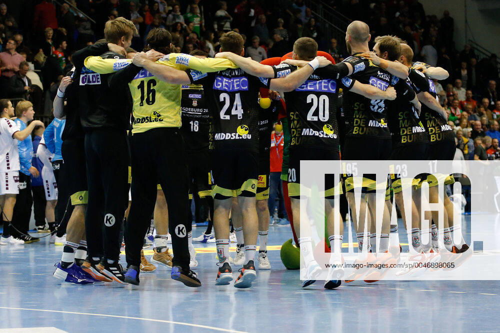 Handball EHF Cup, SC Magdeburg HBC Nantes, from l Magdeburg Cheering for the victory, cheering after the end of the game GETEC Arena