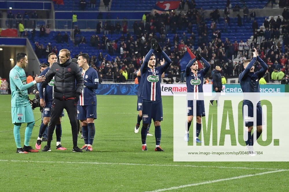 Thomal Tuchel et ses joueurs (psg) FOOTBALL : Olympique Lyonnais vs Paris Saint Germain - Coupe de France - 1 2 finale - 04 03 2020 FredericChambert Panoramic