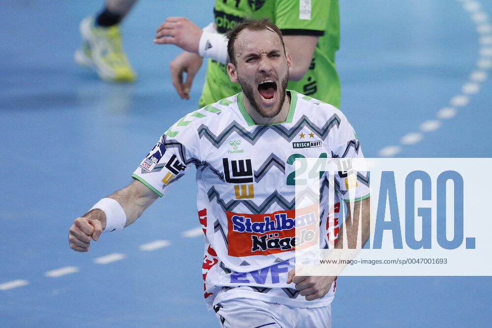 TUI Arena, Hannover, League game, 1 Bundesliga, TSV Hannover Burgdorf vs Frisch Auf Goeppingen, in the picture Marcel Schiller 24, Goeppingen cheers after his goal TSV Hannover Burgdorf vs Frisch Auf Goeppingen