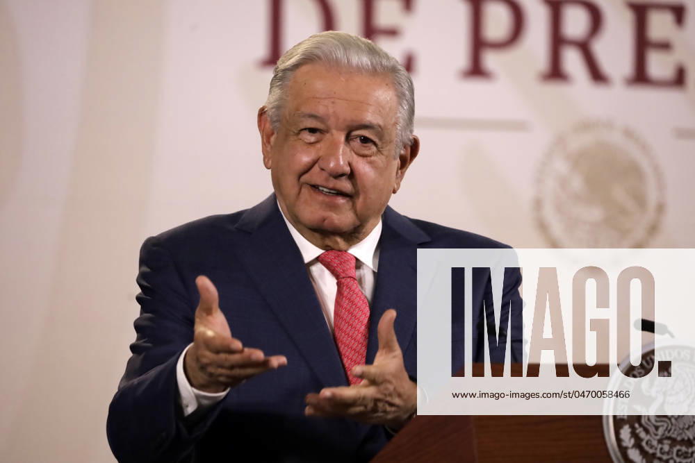 Mexiko, Andres Manuel Lopez Obrador Pressekonferenz April 29, 2024, Mexico City, Mexico: Mexicoâ€⠢s President, Andres Manuel Lopez Obrador, speaks during a briefing conference at National Palace. Mexico City Mexico - ZUMAe321 20240429_zia_e321_022
