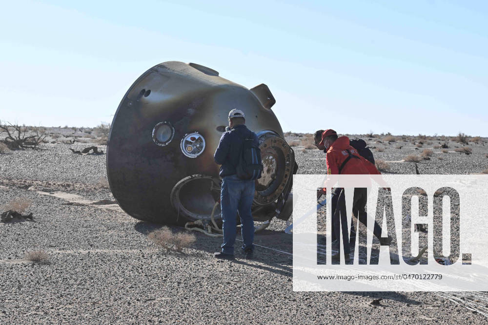 (240430) -- DONGFENG LANDING SITE, April 30, 2024 -- The return capsule of the Shenzhou-17 manned spaceship, carrying astronauts Tang Hongbo, Tang Shengjie and Jiang Xinlin, touches down at the Dongfeng landing site in north China s Inner Mongolia Autonomous Region, April 30, 2024. The three astronauts are all in good health condition, according to the China Manned Space Agency. ) (EyesonSci)CHINA-SHENZHOU-17-RETURN (CN) LixZhipeng