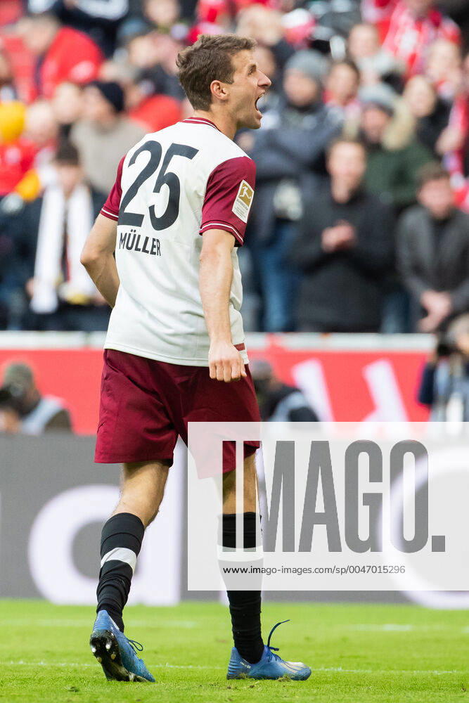 Soccer Bundesliga, 25 Matchday, FC Bayern Muenchen 1 FC Augsburg Thomas Mueller FC Bayern Muenchen cheers after his goal to 1 0 DFL regulations prohibit any use of photographs as image sequences and or quasi video GER, Soccer, Bundesliga, FC Bayern Muenchen 1 FC Augsburg, 08 03 2020 Munich