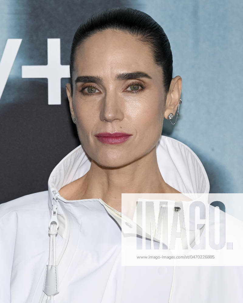 Actress JENNIFER CONNELLY attends the World Premiere of the Apple TV+ Series Dark Matter . Los Angeles USA - ZUMAb173 20240429_aap_b173_052