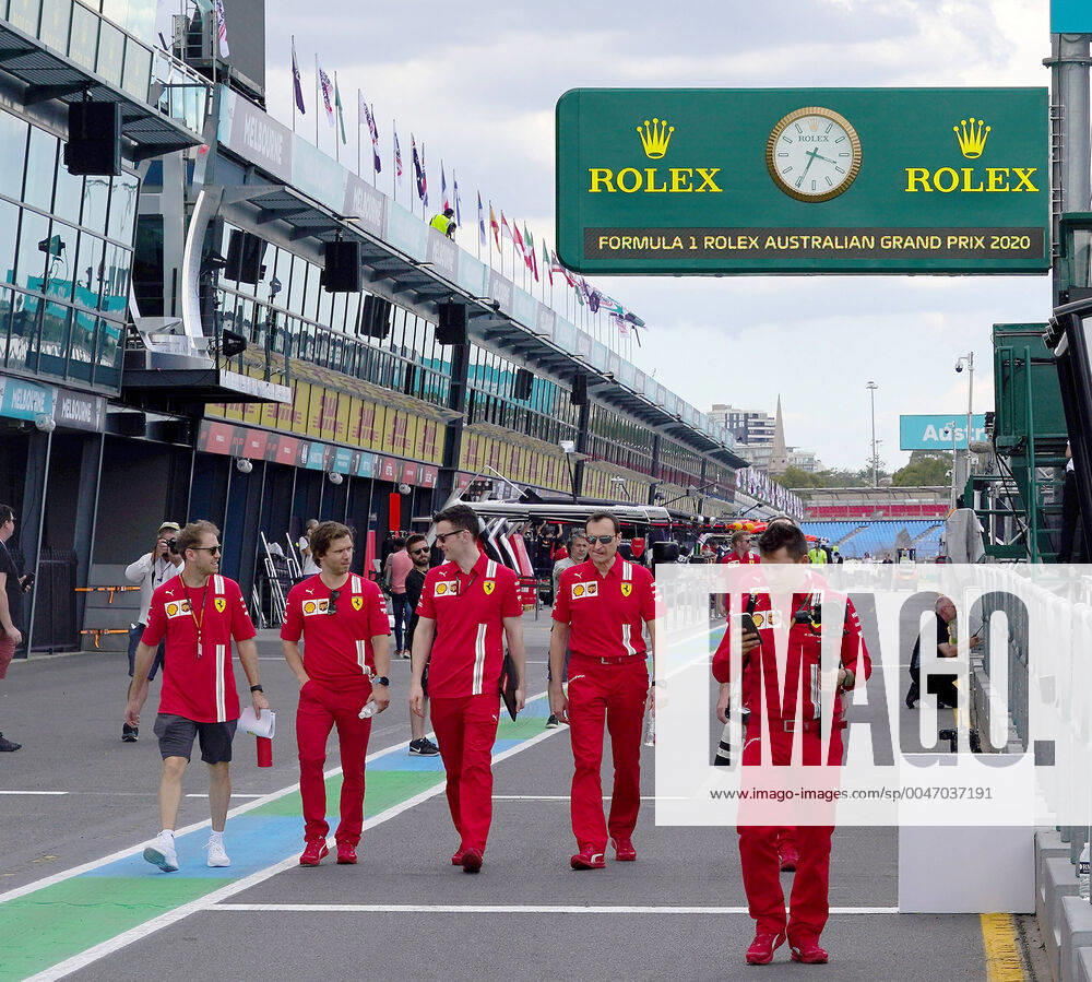 FORMULA 1 ROLEX AUSTRALIAN GRAND PRIX 2020 11 03 2020, Albert Park, Melbourne, FORMULA 1 ROLEX AUSTRALIAN GRAND PRIX 2020 , in the picture Sebastian Vettel GER 5 , Scuderia Ferrari Mission Winnow is on the track with its engineers nordphotoxBratic nph00250