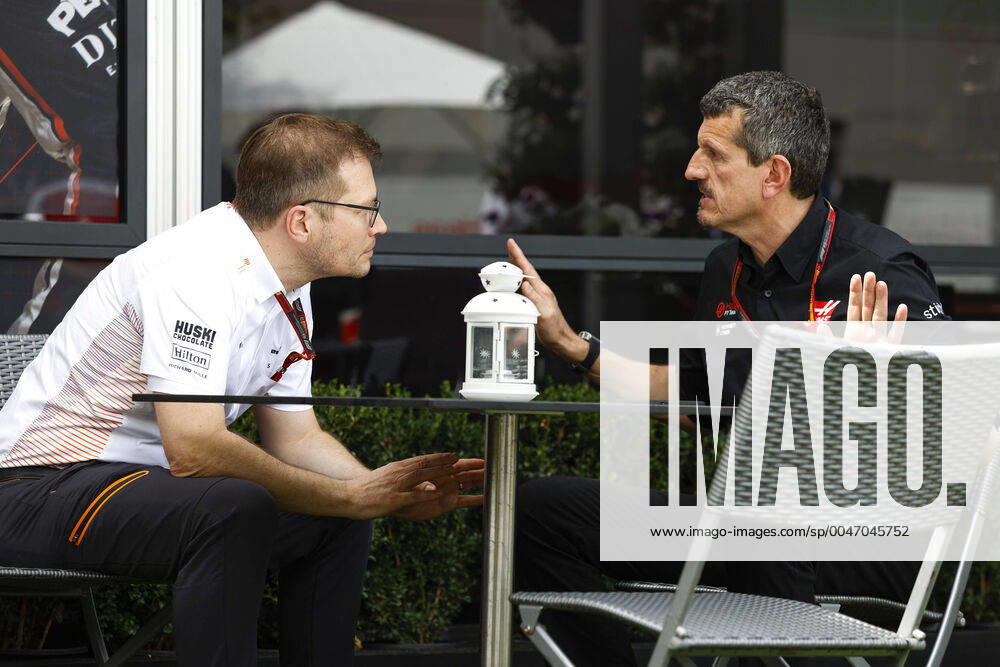 Motorsports: FIA Formula One World Championship, WM, Weltmeisterschaft 2020, Grand Prix of Australia, Andreas Seidl (GER, McLaren F1 Team), Guenther Steiner (ITA, Haas F1 Team), Melbourne Australia
