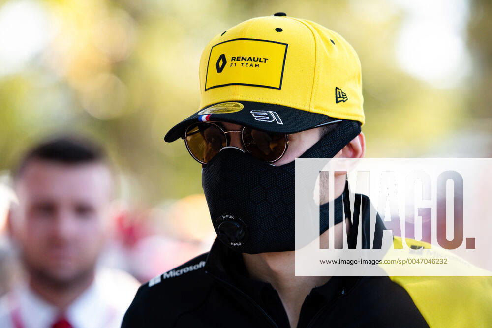 Renault F1 Team driver Esteban Ocon wearing a mask for protection against Coronavirus disease (COVID-19) at The Australian Formula One Grand Prix on March 12, 2020, at The Melbourne Grand Prix Circuit in Albert Park, Australia. (Photo by Speed Media Icon Sportswire) AUTO: MAR 12 F1 - Australian Grand Prix Icon20031200111