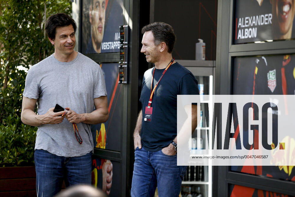 Motorsports: FIA Formula One World Championship, WM, Weltmeisterschaft 2020, Grand Prix of Australia, Toto Wolff (AUT, Mercedes-AMG Petronas Formula One Team), Christian Horner (GBR, Aston Martin Red Bull Racing), Melbourne Australia
