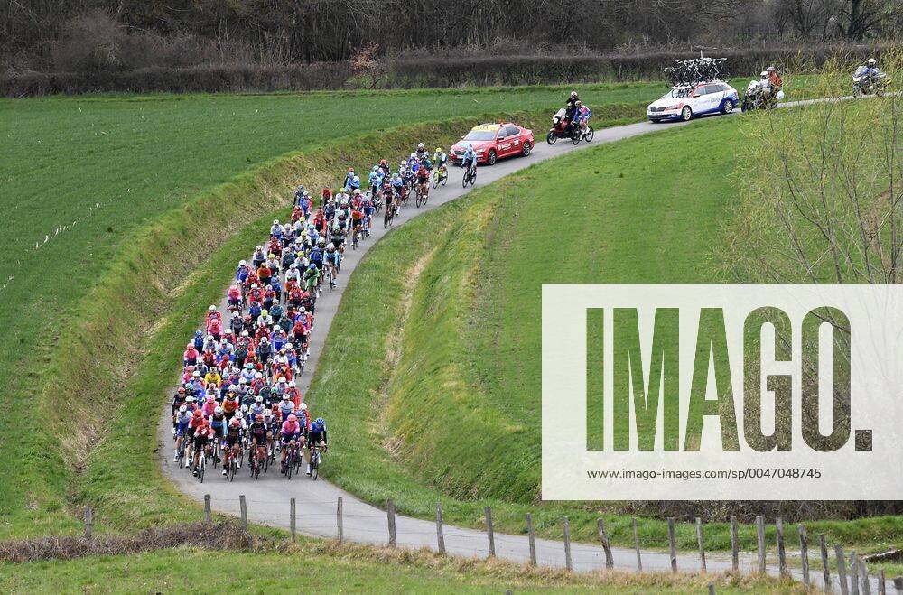 KW11 LA COTE-SAINT-ANDRE, FRANCE - MARCH 12 : Illustration picture of the peloton during stage 5 of the 78th edition of the Paris - Nice cycling race, a stage of 227km with start in Gannat and finish in La Cote-Saint-Andre on March 12, 2020 in La Cote-Saint-Andre, France, 12 03 2020 CYCLISME : Paris-Nice - 5eme etape - 12 03 2020 Photonews Panoramic