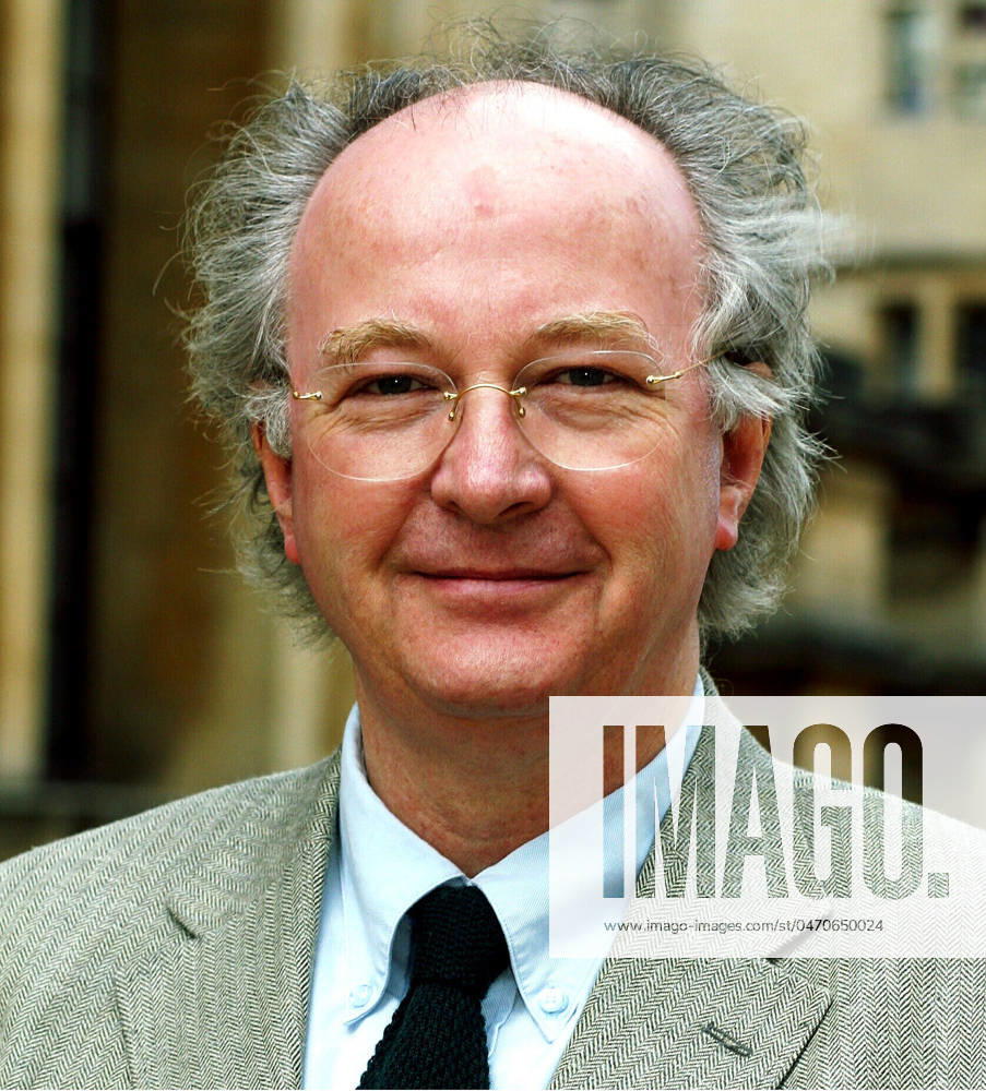 Philip Pullman at the Sheldonian Theatre, Oxford.