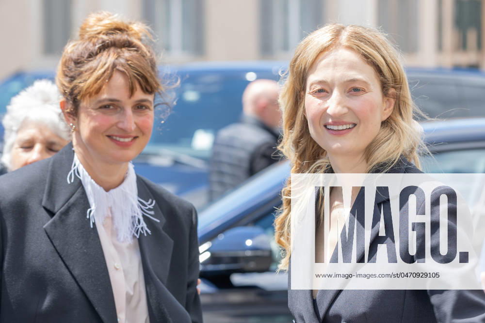 Italy: Nominees for David di Donatello Awards at Quirinale Alba Rohrwacher and Alice Rohrwacher leave Quirinale Palace after presentation ceremony of David di Donatello Awards in Rome Rome Italy