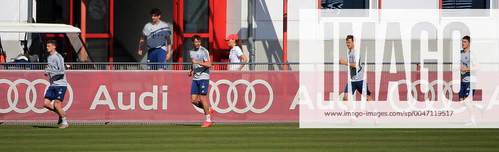 FC Bayern Training , Saebenerstrasse Munich, Soccer , in the picture Michael Cuisance FCB , Leon Goretzka FCB , Joshua Kimmich FCB and Benjamin Pavard FCB jogging with distance