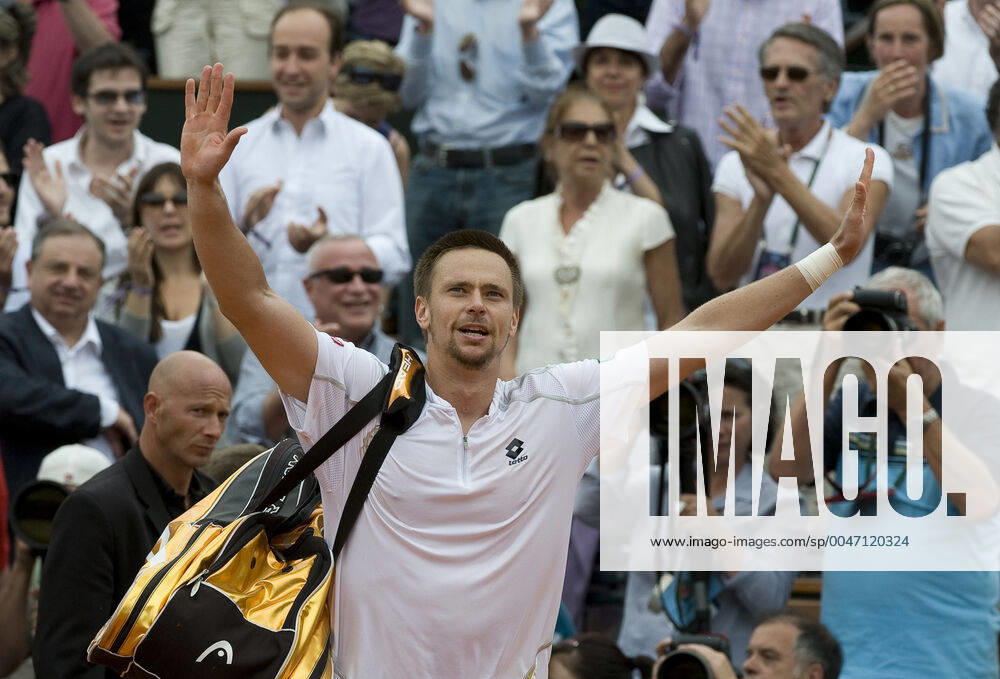 Tennis, French Open Robin Soderling of Sweden celebrates after a 4th round match against Rafael Nadal of Spain in the French Open on May 31, 2009 in Paris, France BILDBYRAN,