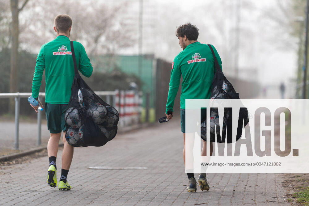 GER, 1 FBL, Werder Bremen 1 DAY after Corona without training 07 04 2020, wohninvest WESERSTADION,, Bremen, GER, 1 FBL, Werder Bremen 1 DAY after Corona without training, in the picture Johannes Eggestein Werder Bremen 24 Simon Straudi Werder Bremen 26 nordphotoxKokenge nph00001