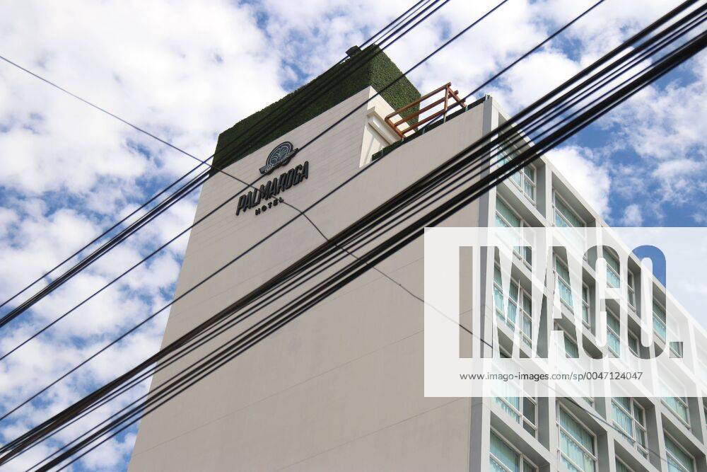 KW15 General view of the Palmaroga Hotel, where Brazilian former soccer player Ronaldinho and his brother are paying the second day of house detention, in Asuncion, Paraguay, 08 April 2020. Ronaldinho Gaucho is waiting for the statement of charges by the Paraguayan attorney office among a process for presenting a false passport in the arrival to the country. Brazilian former soccer player Ronaldinho is waiting for the statement of charges in Paraguay !ACHTUNG: NUR REDAKTIONELLE NUTZUNG!