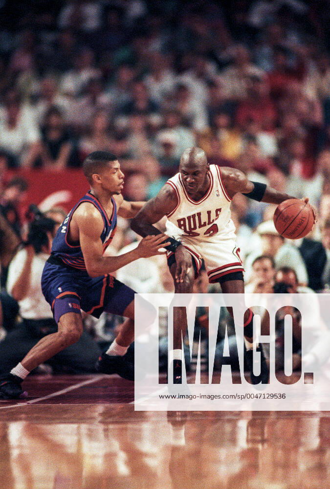 Basketball Michael Jordan Michael Jordan competing for the Chicago Bulls during the 1993 NBA, Basketball Herren, USA Finals game 3 USA