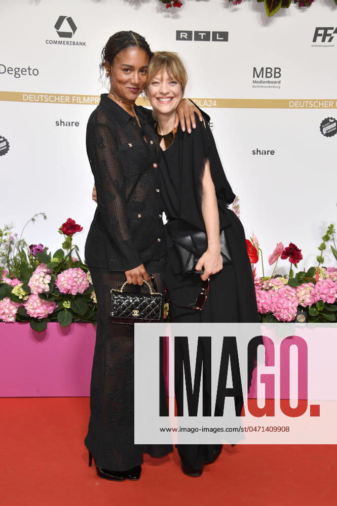 Larissa Sirah Herden and Heike Makatsch at the 74th German Film Award 2024 ceremony at the Theater am Potsdamer Platz Berlin, 03 05 2024 Foto:xN.xKubelkax xFuturexImagex filmpreis2024_4077