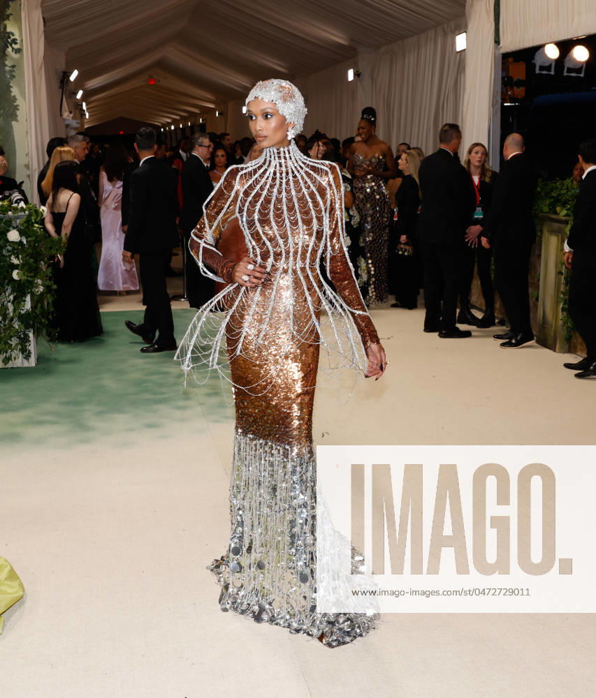 Ugbad Abdi arrives on the red carpet at the 2024 Met Gala celebrating Sleeping Beauties: Reawakening Fashion at The Metropolitan Museum of Art on Monday, May 6, 2024 in New York City. NYP20240506341 JOHNxANGELILLO