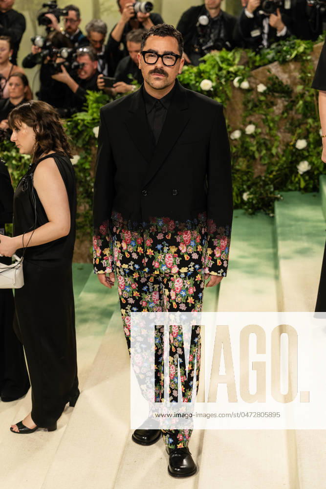 Celebrities attend the 2024 Met Gala Celebrating ?Sleeping Beauties: Reawakening Fashion? at The Metropolitan Museum of Art in New York City Featuring: Dan Levy Where: New York, United States When: 06 May 2024 Credit: Michael Stewart INSTARimages.com . NOT FOR USE BY NEWSPAPERS BASED IN THE UK.